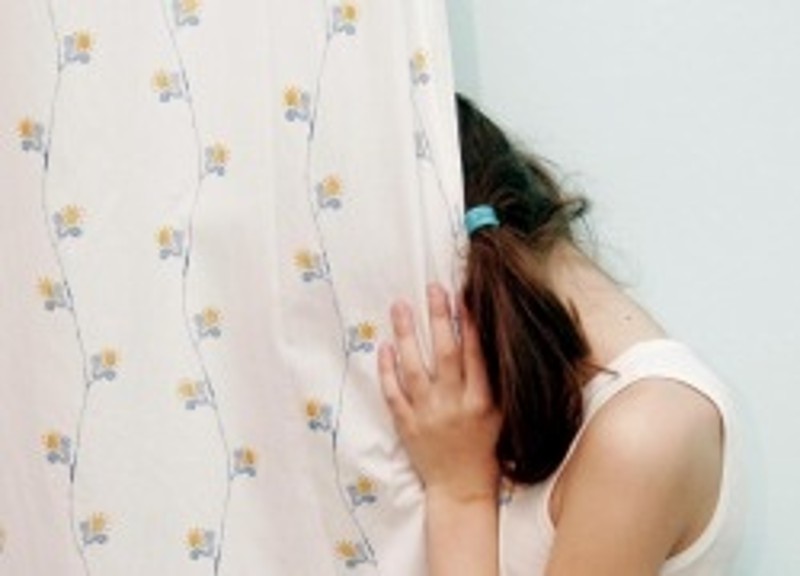 Abusavano sessualmente dei figli e mettevano i video online - 13/05/2013